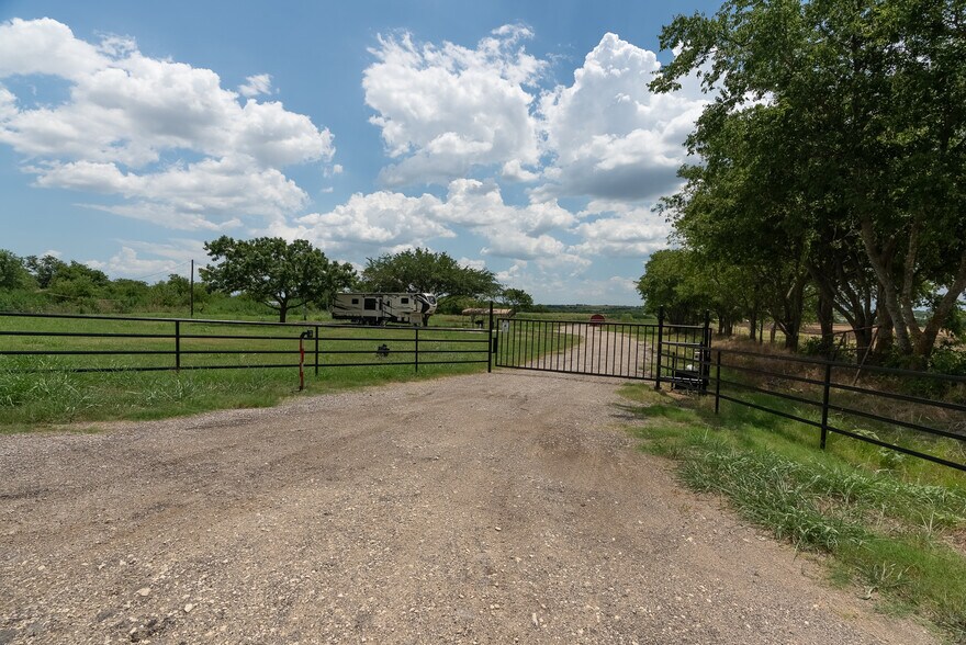 More Photos Of 1032 Godley ave, Godley Land For Sale