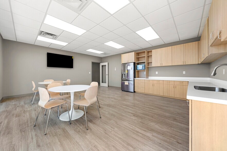 More Photos Of 2990 Brantley rd, Kannapolis Warehouse For Sale