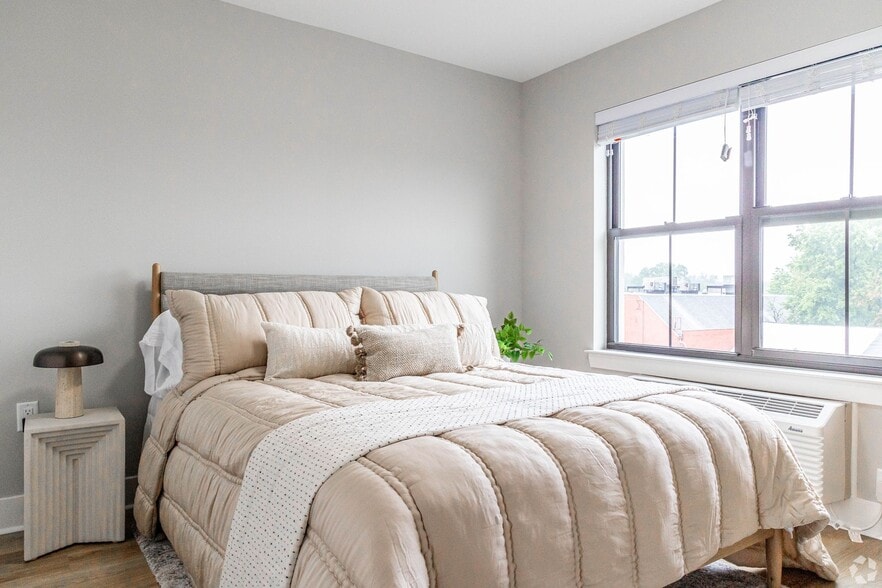 More Photos Of 10 W Westfield Ave W, Roselle Park Apartments For Lease