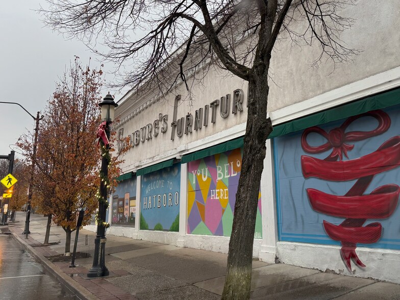 More Photos Of 107 S York Rd, Hatboro Storefront For Sale