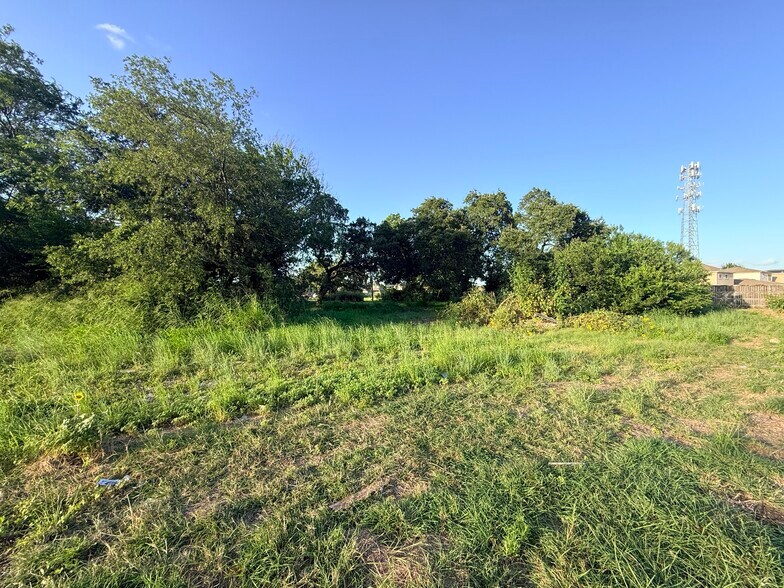 More Photos Of 11980 Galm Rd, San Antonio Land For Sale