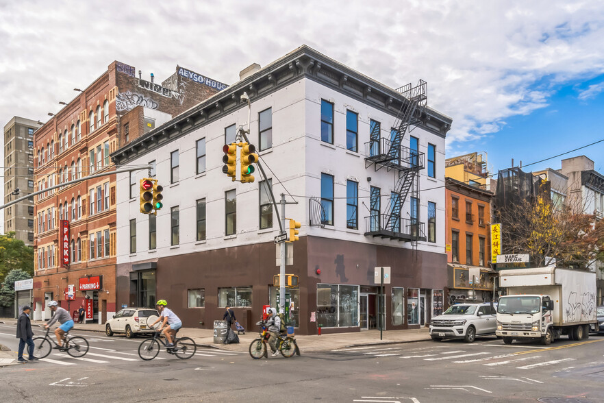 Primary Photo Of 305 Grand St, New York Office For Lease