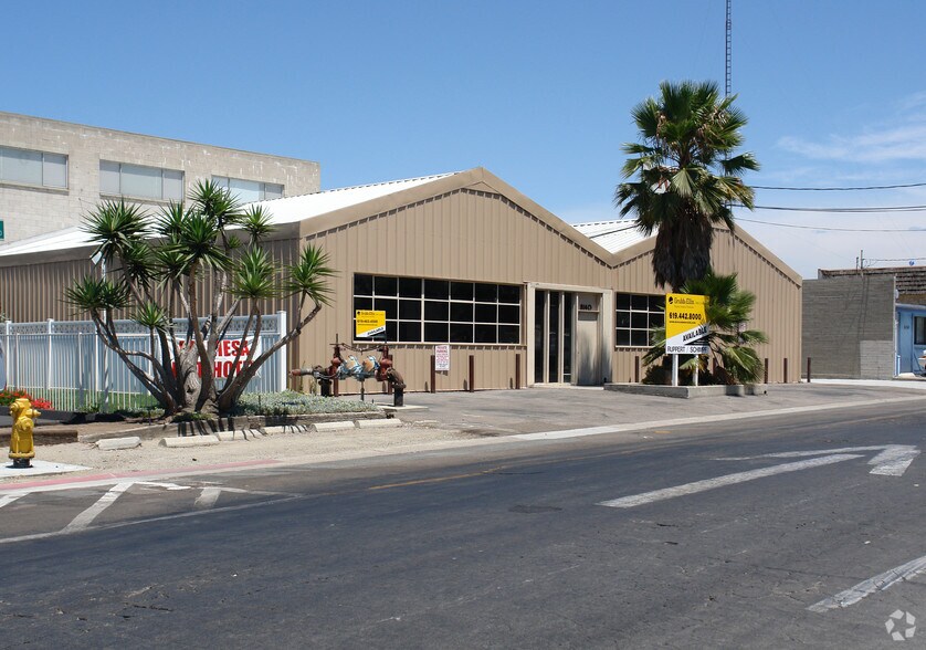 Primary Photo Of 8140 Center St, La Mesa Warehouse For Lease