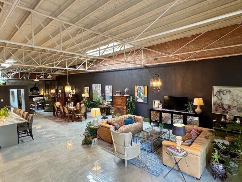 More Photos Of 912 N Main St, Jennings Office Residential For Sale