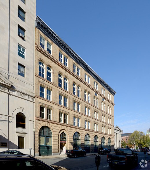 More Photos Of 555 Pleasant St, New Bedford Office For Sale