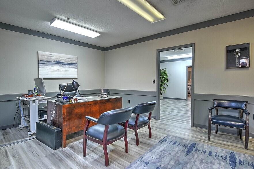 More Photos Of 2514 Old Lewis Rd, Johnson City Warehouse For Lease
