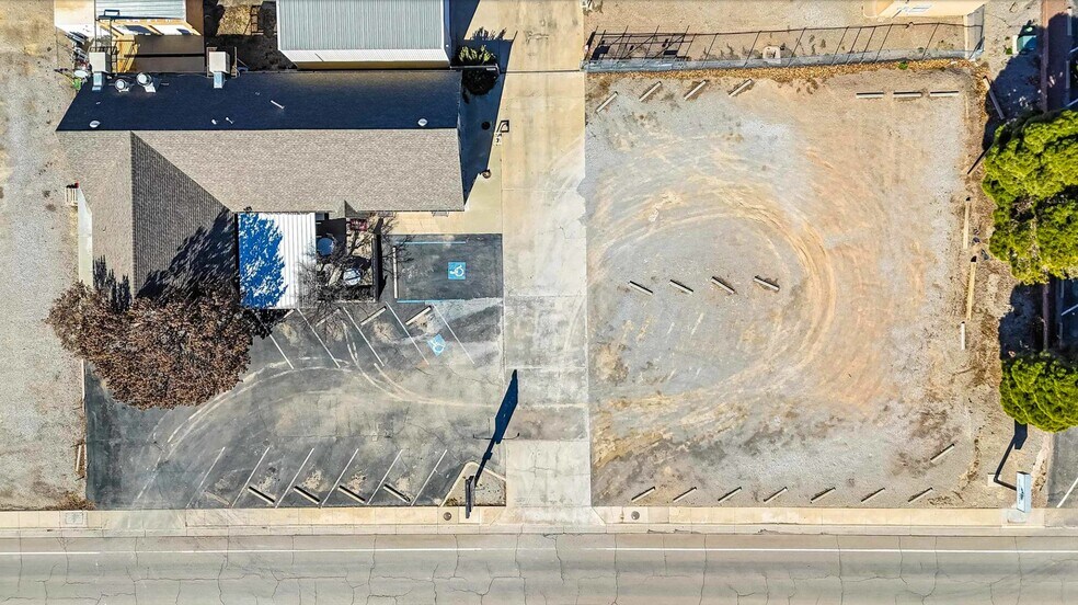 More Photos Of 2203 1st St, Alamogordo General Retail For Sale