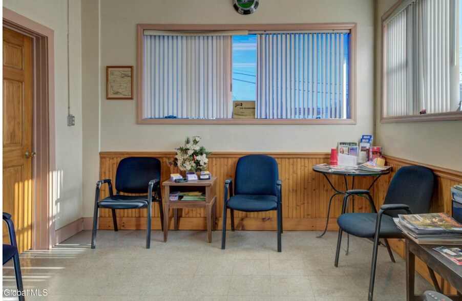 More Photos Of 46 W Grand St, Palatine Bridge Freestanding For Sale