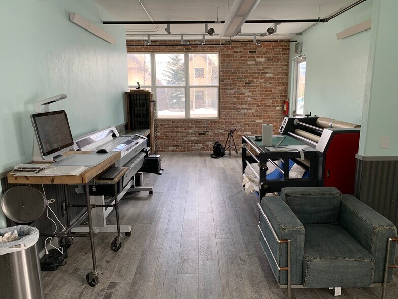 More Photos Of 117 S 6th Ave, Frisco Loft Creative Space For Sale