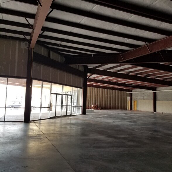More Photos Of 6215 Harrisburg Blvd, Houston Storefront Retail Office For Sale