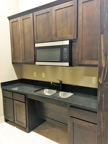 More Photos Of 5899 Preston Rd, Frisco Office For Sale