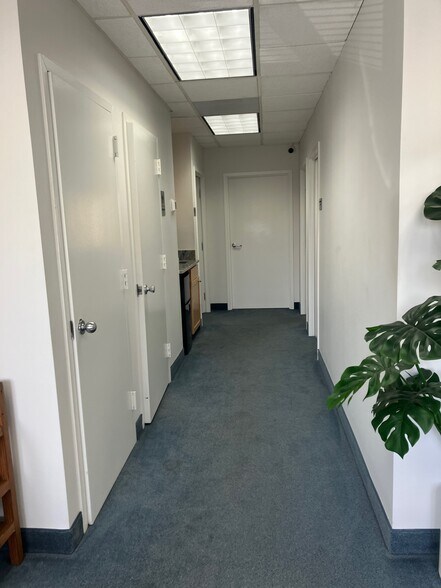 More Photos Of 7329-7351 Hanover Pky, Greenbelt Office For Lease
