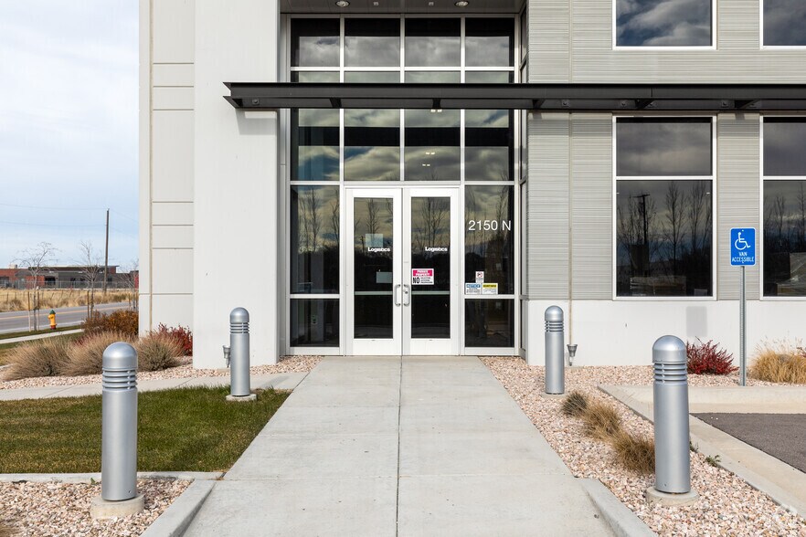 More Photos Of 2150 N 2200 W, Salt Lake City Warehouse For Lease