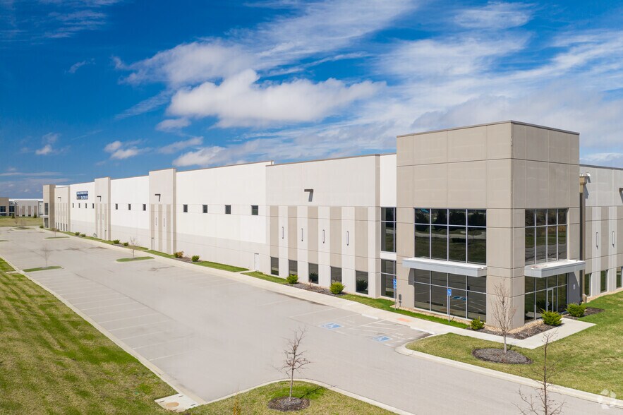 More Photos Of 16575 S Theden St, Olathe Distribution For Lease
