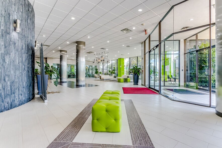 More Photos Of 2350 Valley View Ln, Dallas Loft Creative Space For Lease