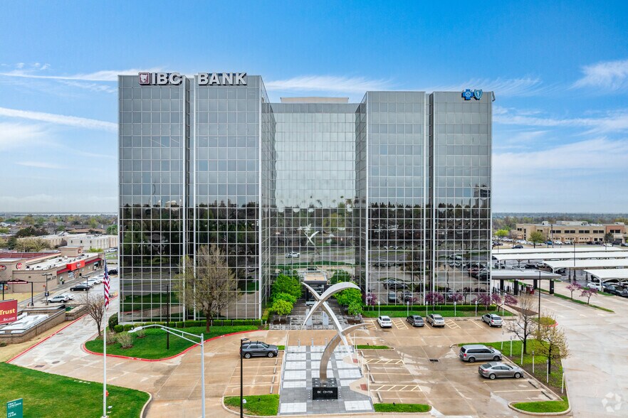 More Photos Of 3817 NW Expressway, Oklahoma City Office For Lease