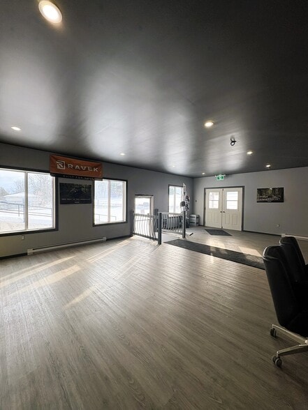 More Photos Of 134 Forest Lea Rd, Pembroke Warehouse For Sale