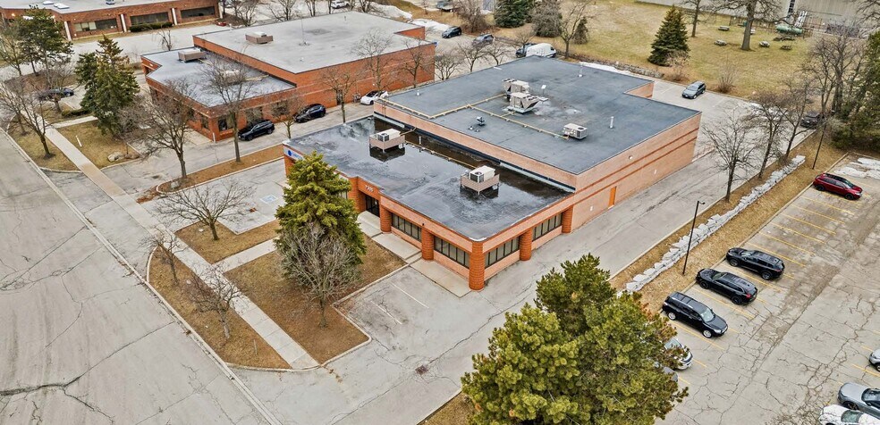 More Photos Of 7305 Rapistan Ct, Mississauga Warehouse For Sale