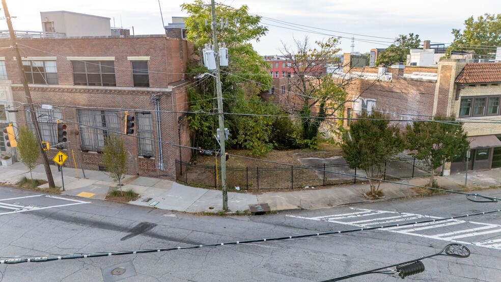 More Photos Of 124 SW Walker St, Atlanta Land For Sale