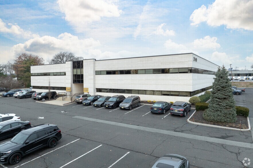 More Photos Of 21-00 State Route 208, Fair Lawn Office For Lease