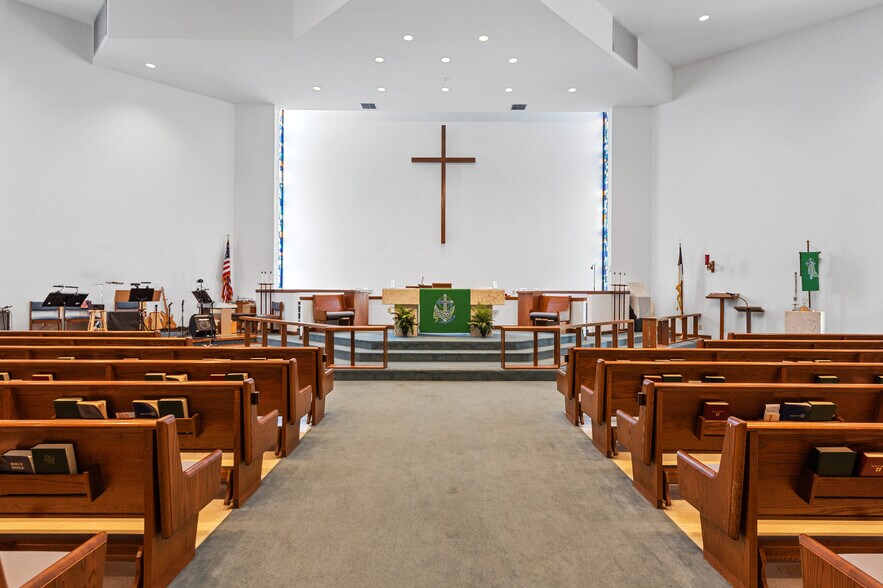 More Photos Of 7875 W McNab Rd, Tamarac Religious Facility For Sale