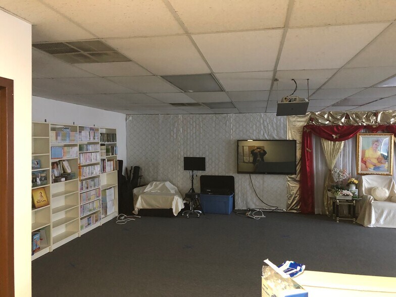 More Photos Of 3450 3rd St, San Francisco Industrial For Lease