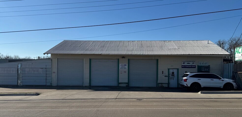 More Photos Of 5020 Mansfield Hwy, Fort Worth Auto Repair For Sale