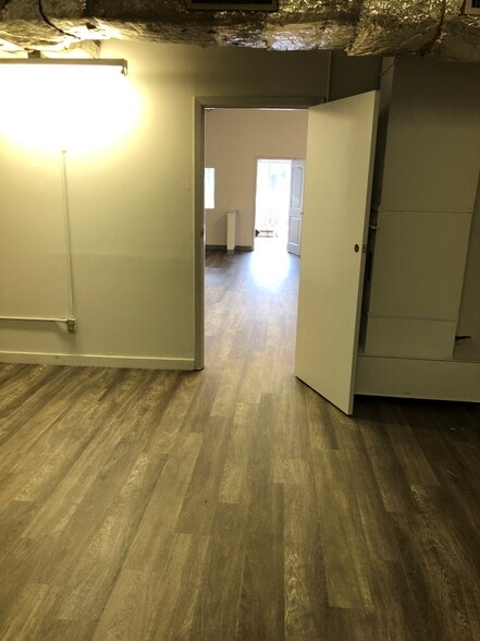 More Photos Of 3903-3919 Southern Ave, Shreveport Storefront Retail Office For Lease