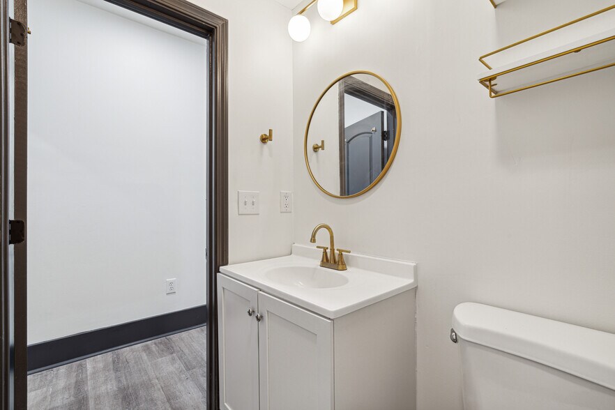 More Photos Of 508-510 E Markison Ave, Columbus Apartments For Sale