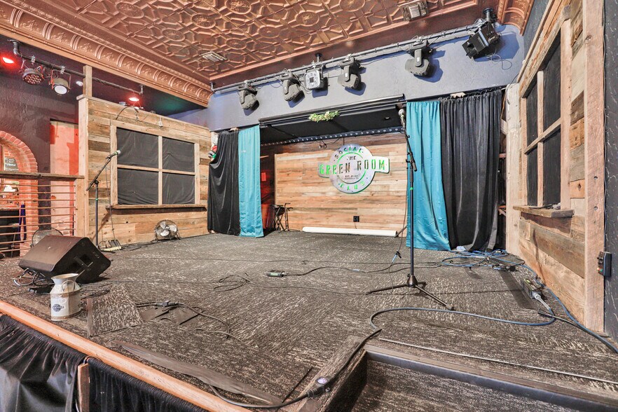 More Photos Of 251-253 Main St, Placerville Restaurant For Sale