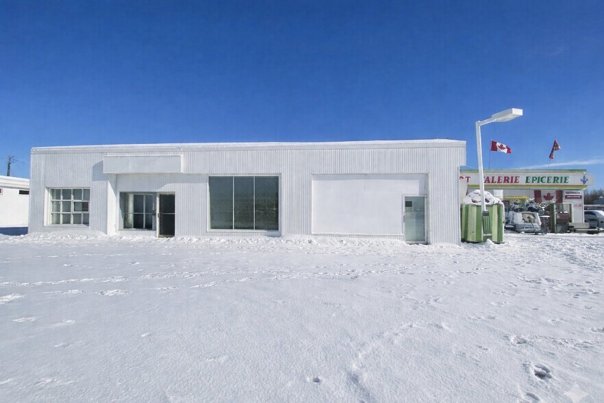 More Photos Of 140 John St, Hawkesbury Auto Repair For Lease