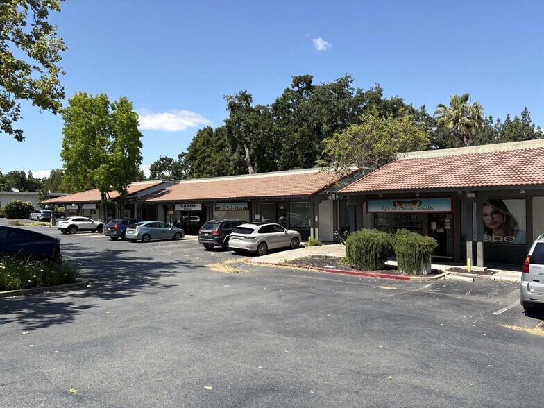 More Photos Of 2618-2634 Pleasant Hill Rd, Pleasant Hill Unknown For Lease