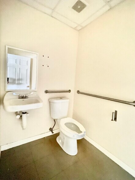 More Photos Of , McKees Rocks Unknown For Sale