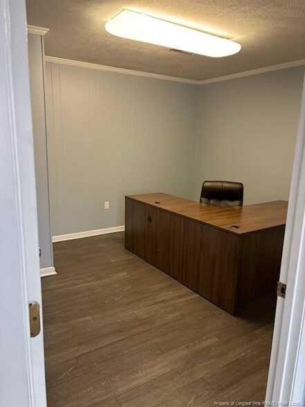 More Photos Of 302 E 2nd St, Lumberton Auto Repair For Sale