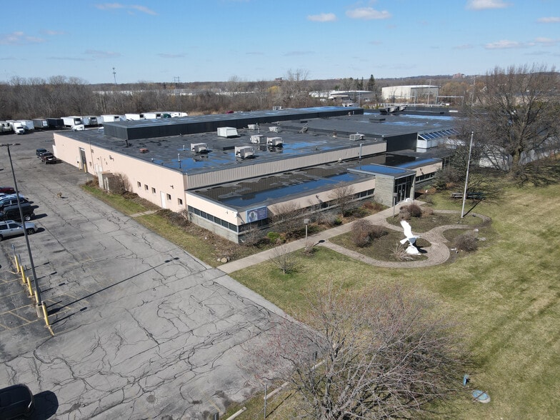 More Photos Of 3111 Winton Rd S, Rochester Office For Sale