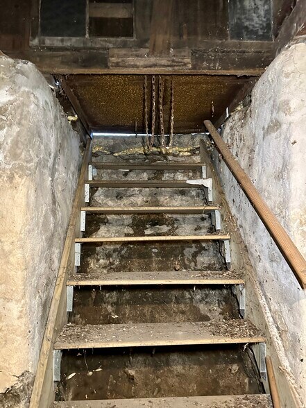 More Photos Of 5801 Christian St, Philadelphia Office Residential For Lease