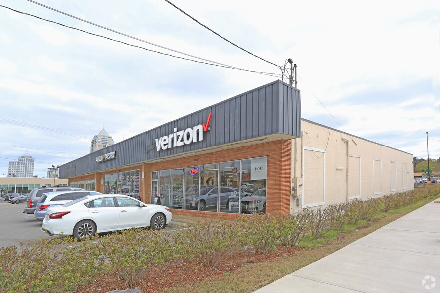 More Photos Of 4801-4807 Virginia Beach Blvd, Virginia Beach Unknown For Lease