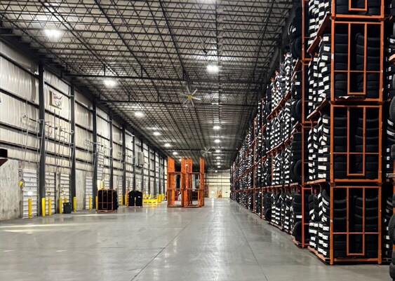More Photos Of 3095 Corporate Dr, Dekalb Distribution For Lease
