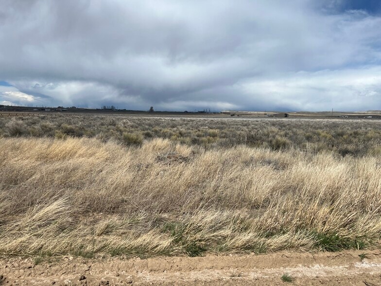 Primary Photo Of 53 Energy Rd, Big Piney Land For Sale