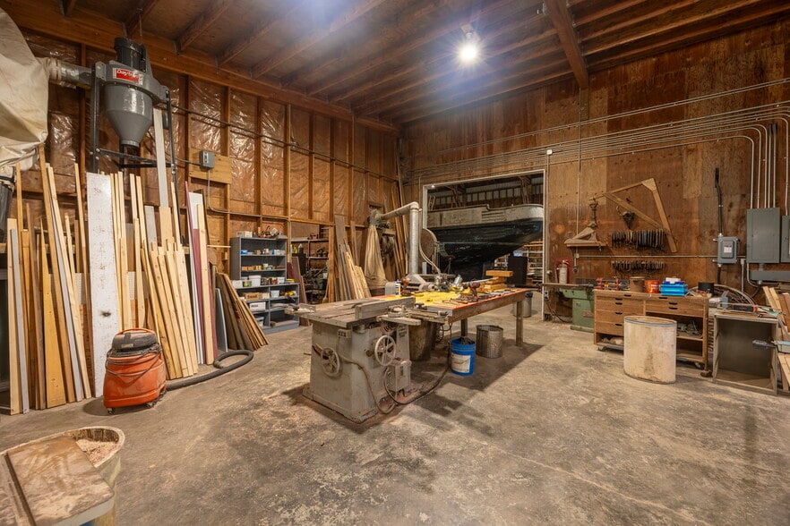 More Photos Of 5262 Yaquina Bay Rd, Newport Marina For Sale