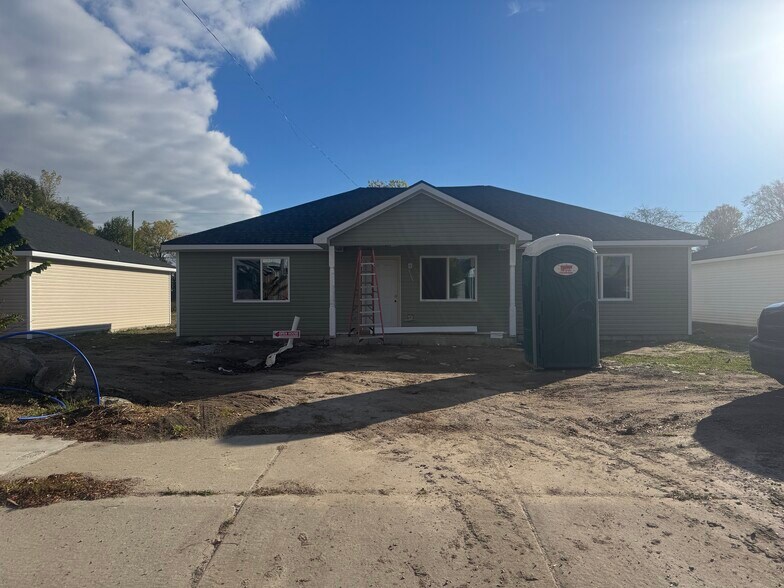 More Photos Of , Warren Multifamily For Sale