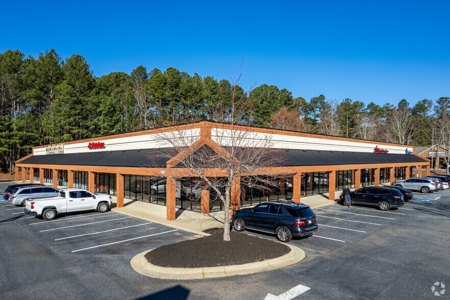 More Photos Of 4647-4699 Sandy Plains Rd, Roswell Unknown For Lease