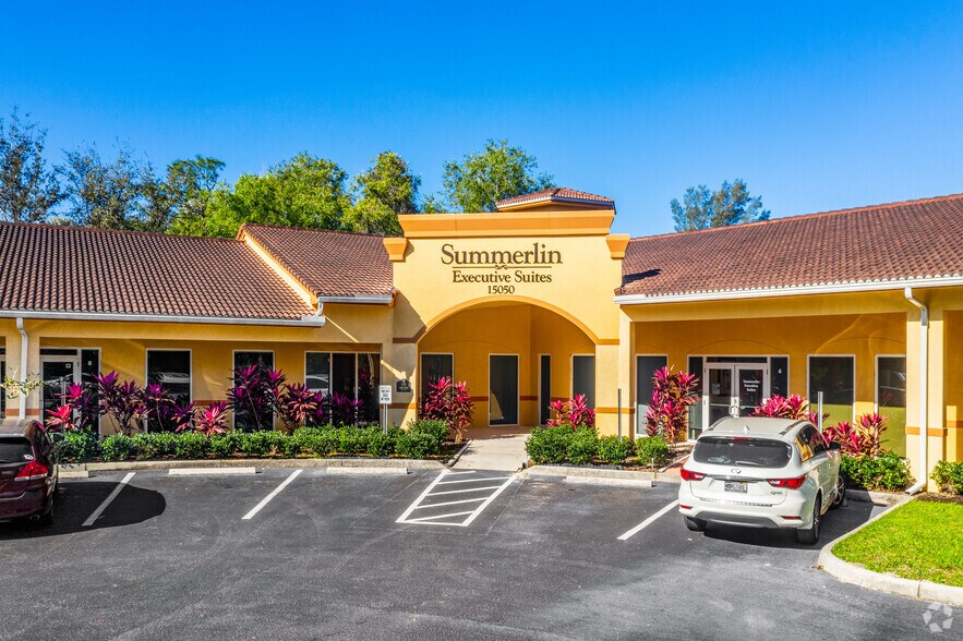 Primary Photo Of 15050 Elderberry Ln, Fort Myers Medical For Lease