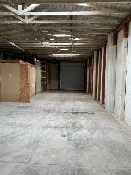 More Photos Of 1447 Park Ave, Emeryville Warehouse For Sale