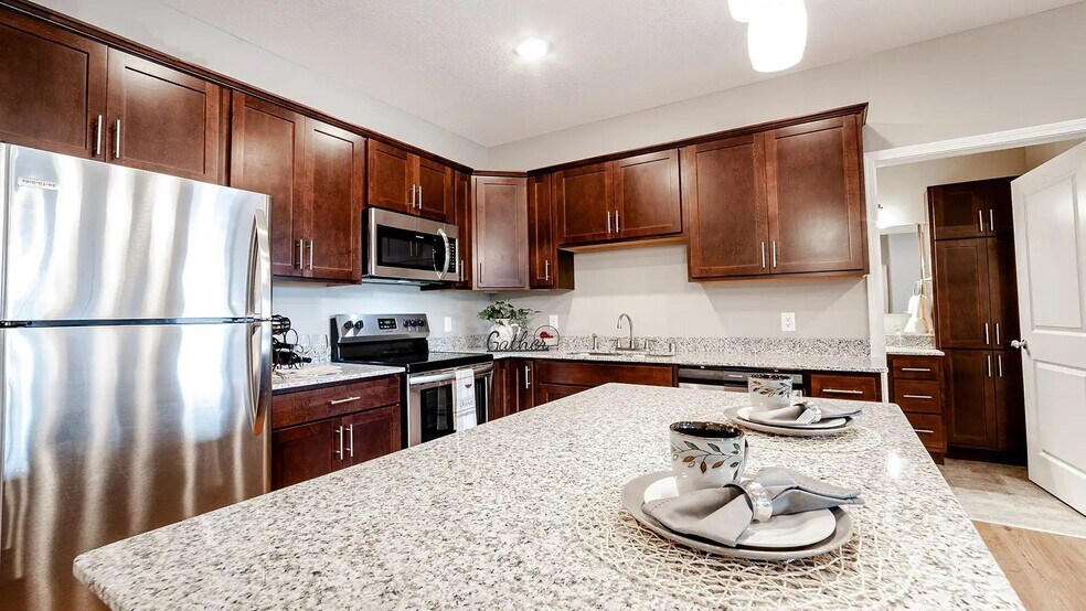 More Photos Of 1081 SW Fourth St, Forest Lake Apartments For Lease