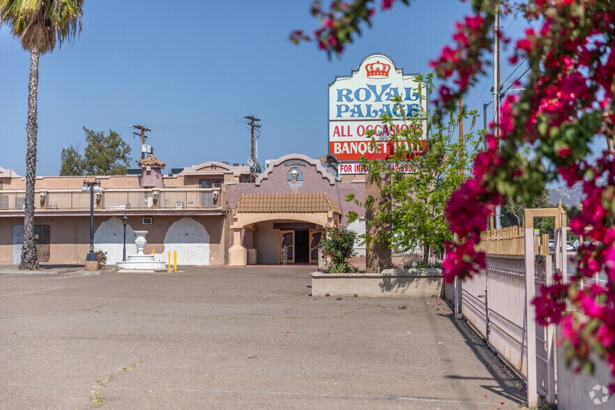 More Photos Of 1340 Broadway, El Cajon Restaurant For Sale