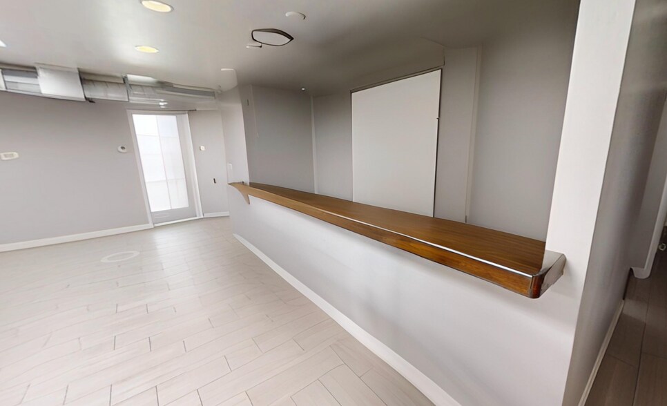 More Photos Of 4252-4254 N Brown Ave, Scottsdale Office For Lease