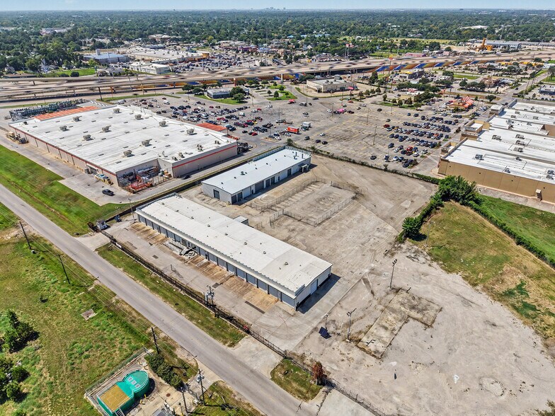 More Photos Of 4201 Langley Rd, Houston Warehouse For Lease