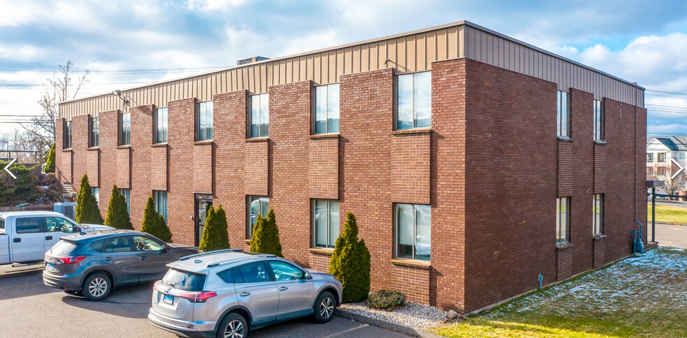 More Photos Of 210 Pomeroy Ave, Meriden Unknown For Lease