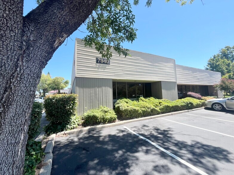 More Photos Of 7840 Madison Ave, Fair Oaks Office For Sale